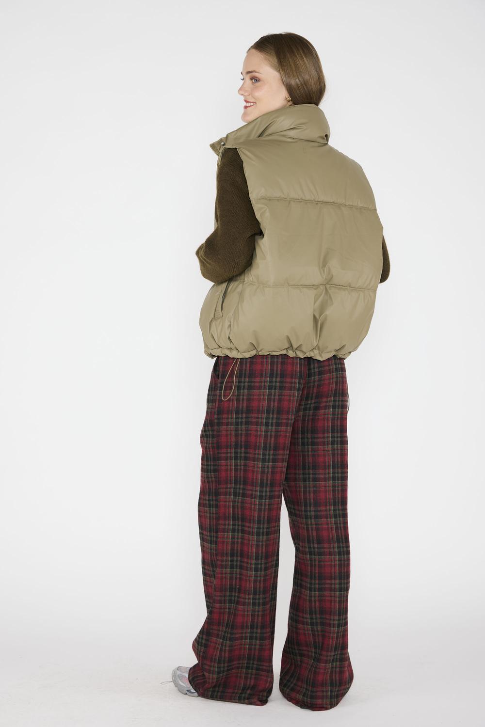 jpg_1500x1500_69180555