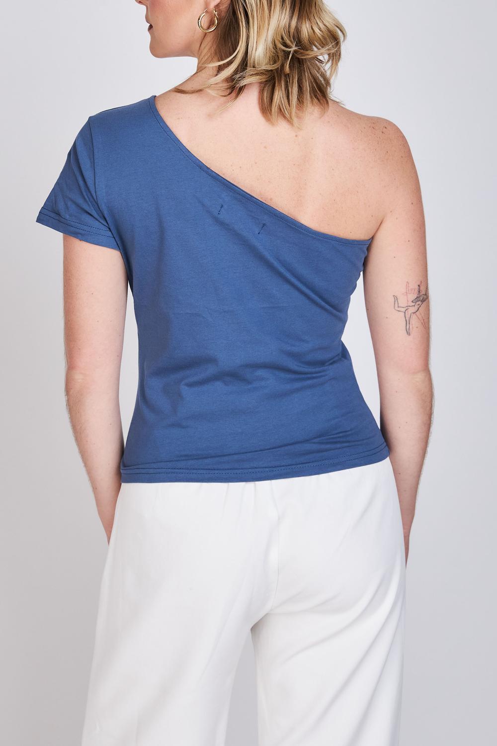 Polera Asimétrica Sofía Azul ATR by Eclipse