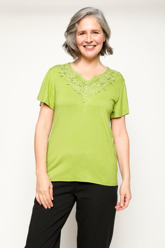 Polera Liliana Verde Woman by Eclipse