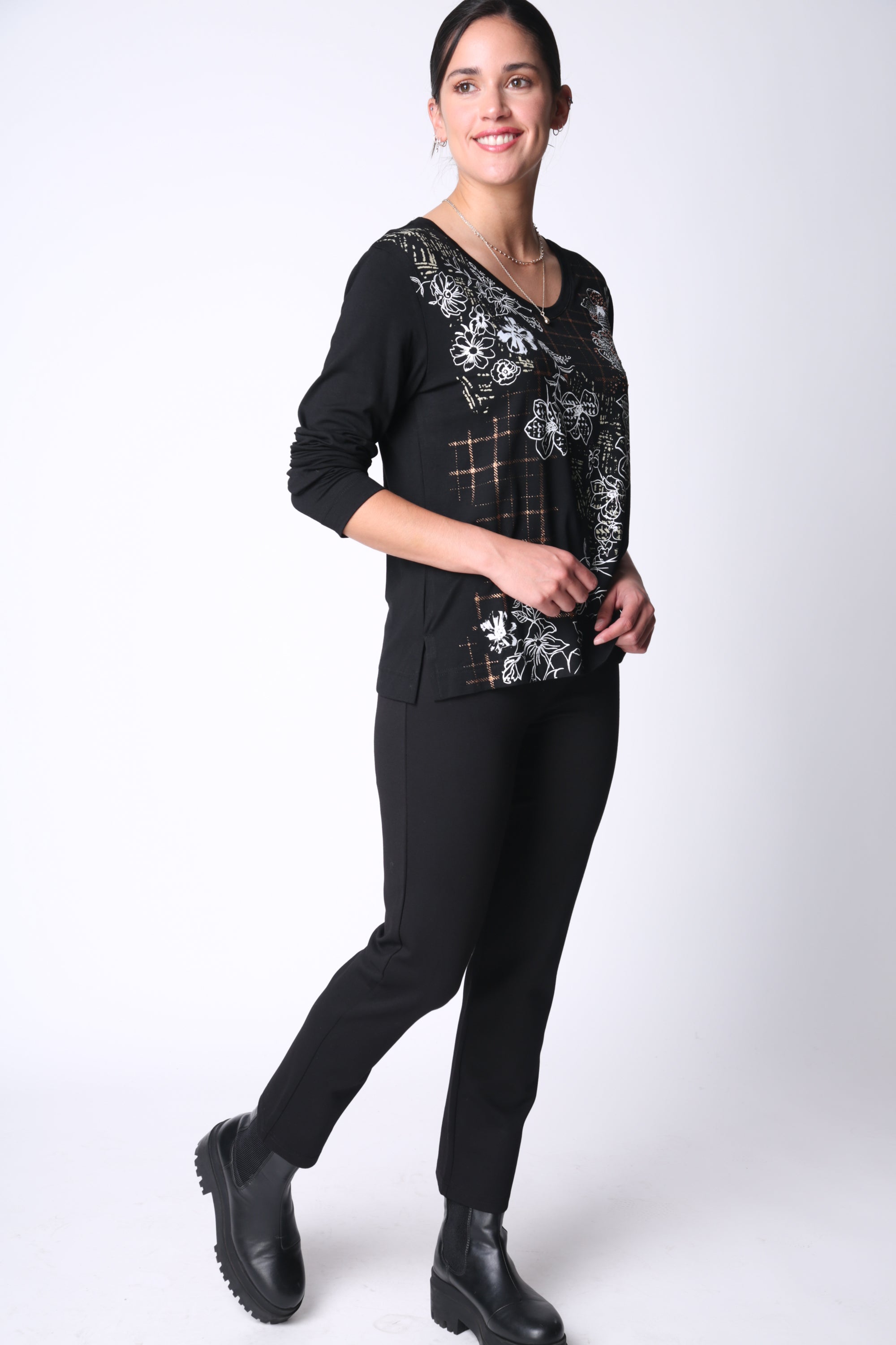 Polera Luz Negro Woman by Eclipse