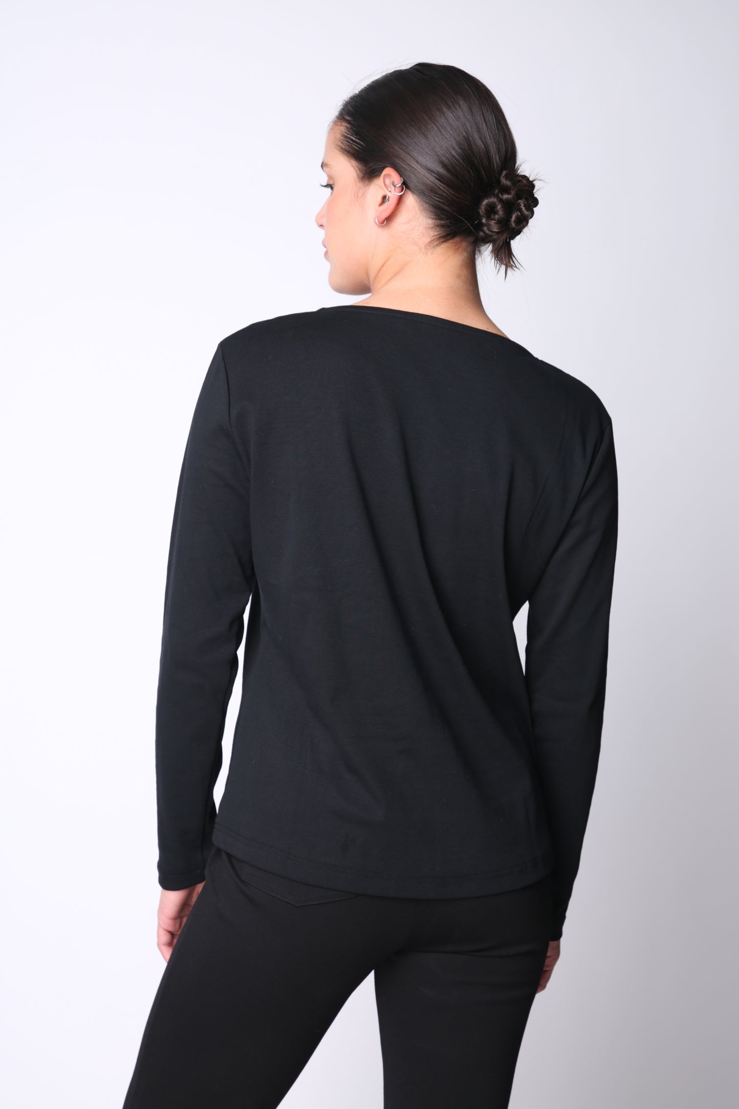 Polera Moni Negro Woman by Eclipse