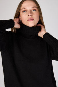 Sweater Grueso con Cuello Alto Paz Eclipse