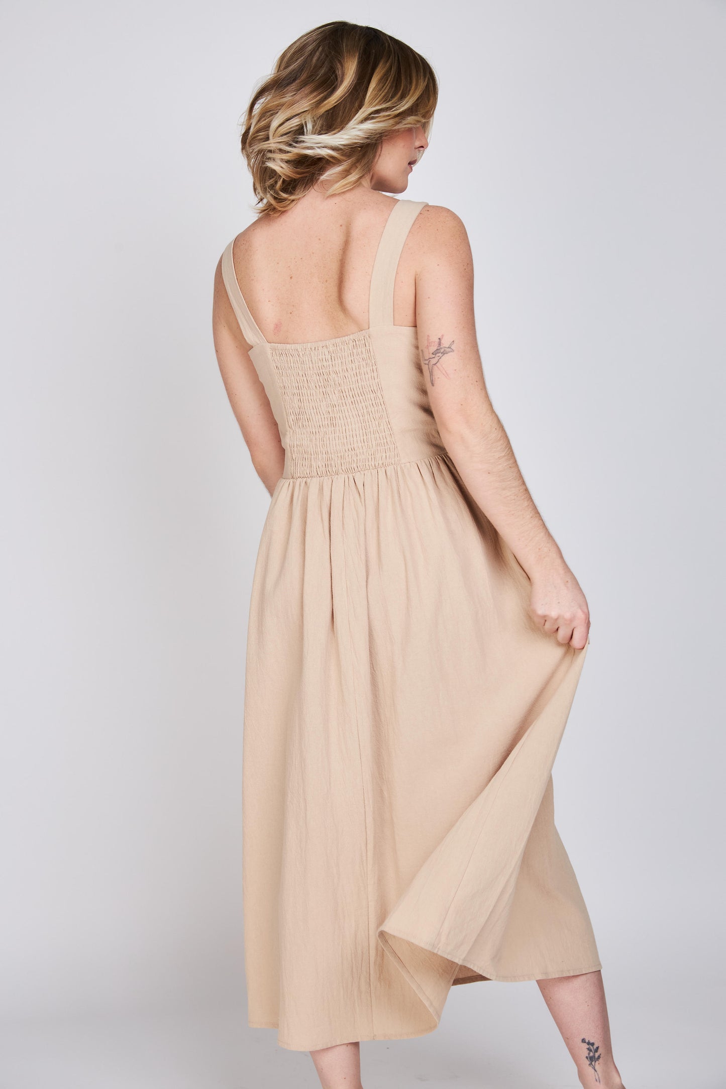 Vestido Escote Cuadrado Javiera  Beige Eclipse