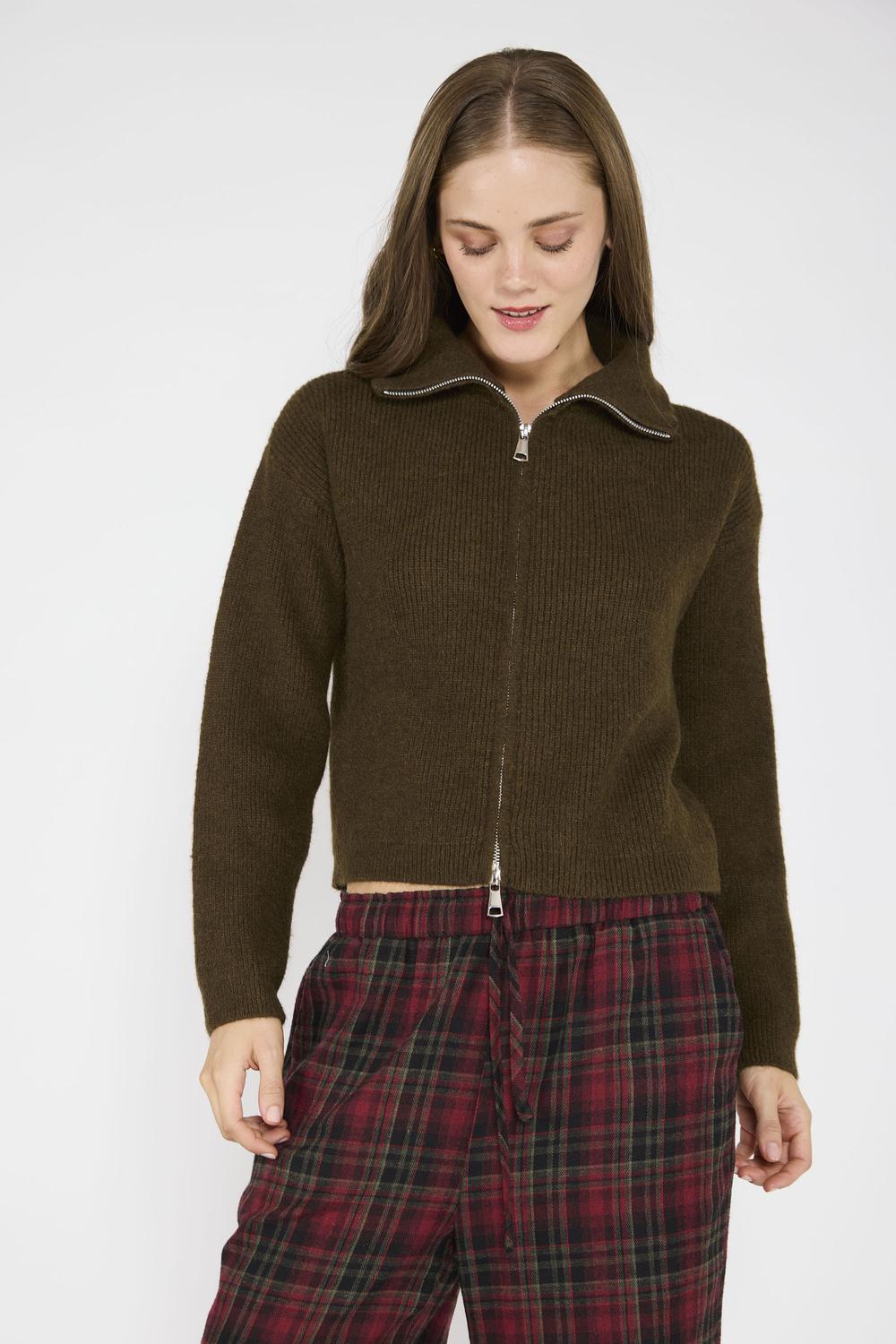 Sweater Blanca Verde Militar