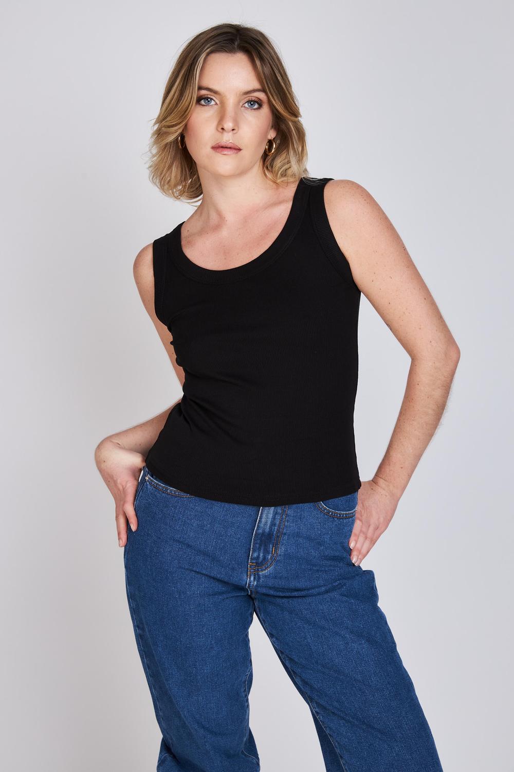 Polera Musculosa Rib Lara Negro Eclipse