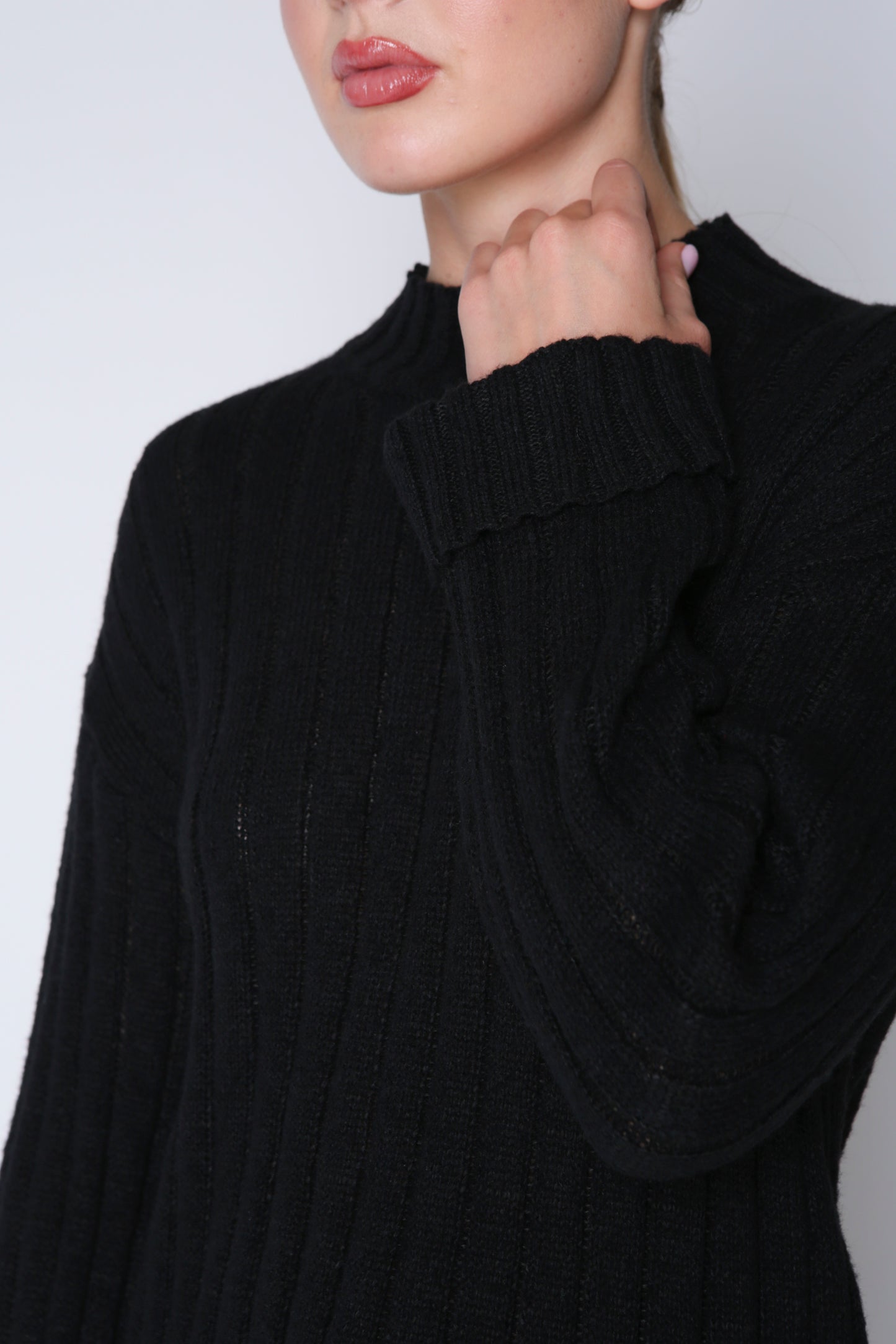 Sweater Nacha Negro Eclipse