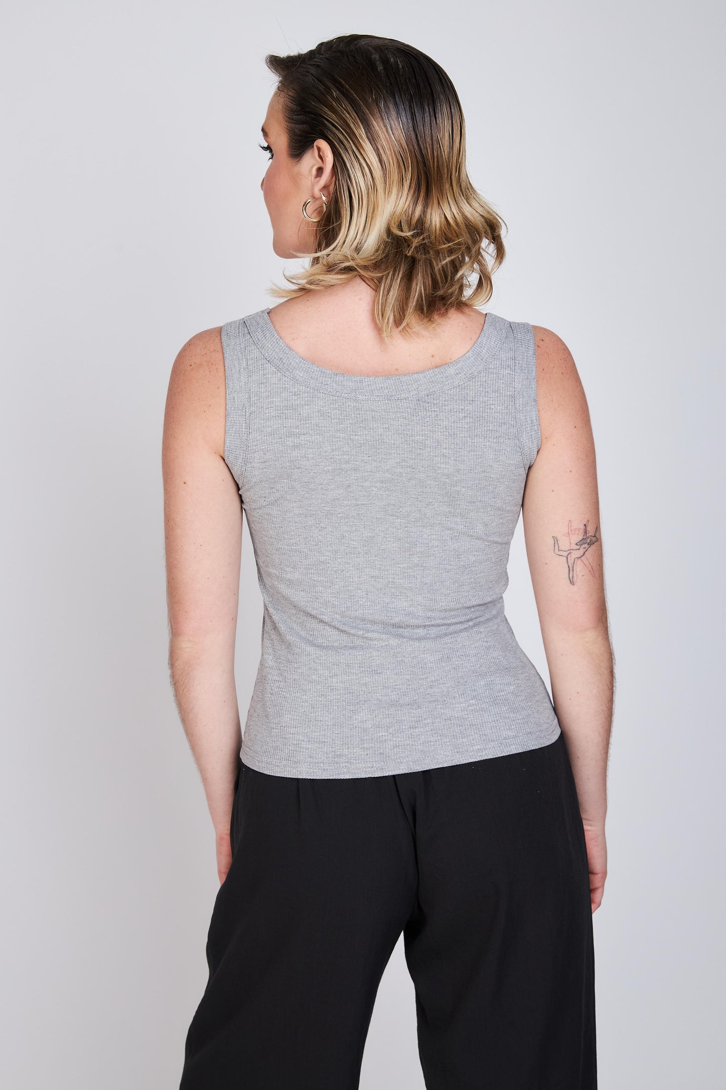 Polera Rib Musculosa Lara Gris Eclipse