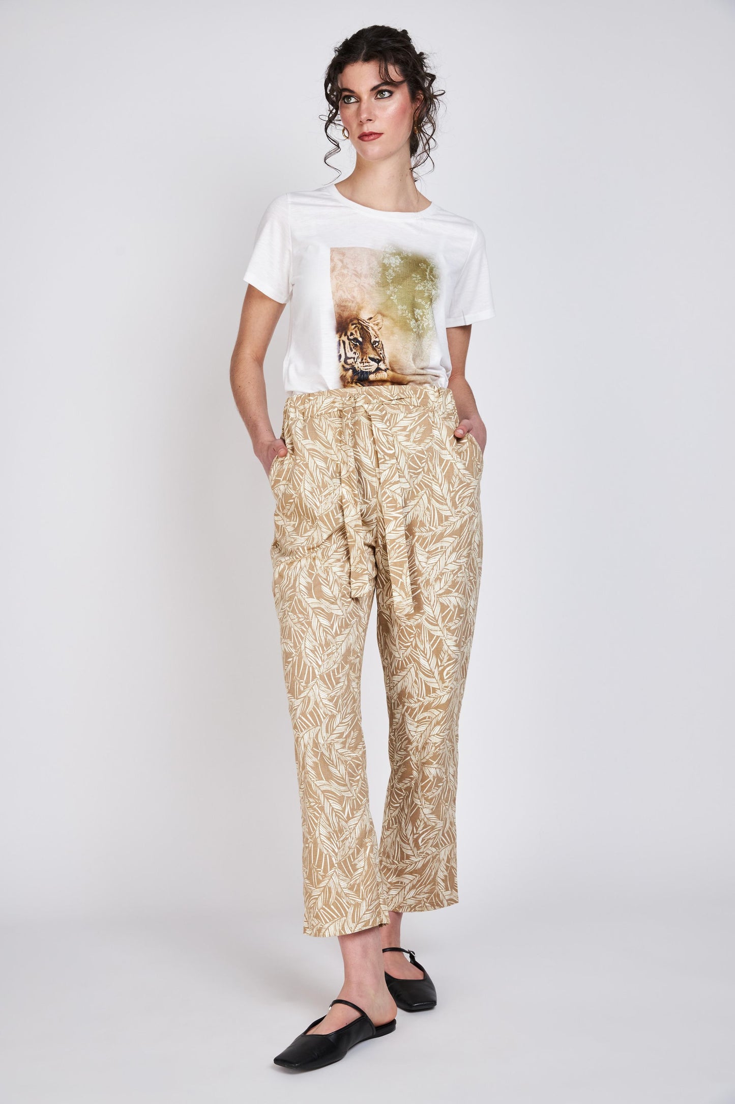 Pantalón Estampado Asunción Beige Woman by Eclipse