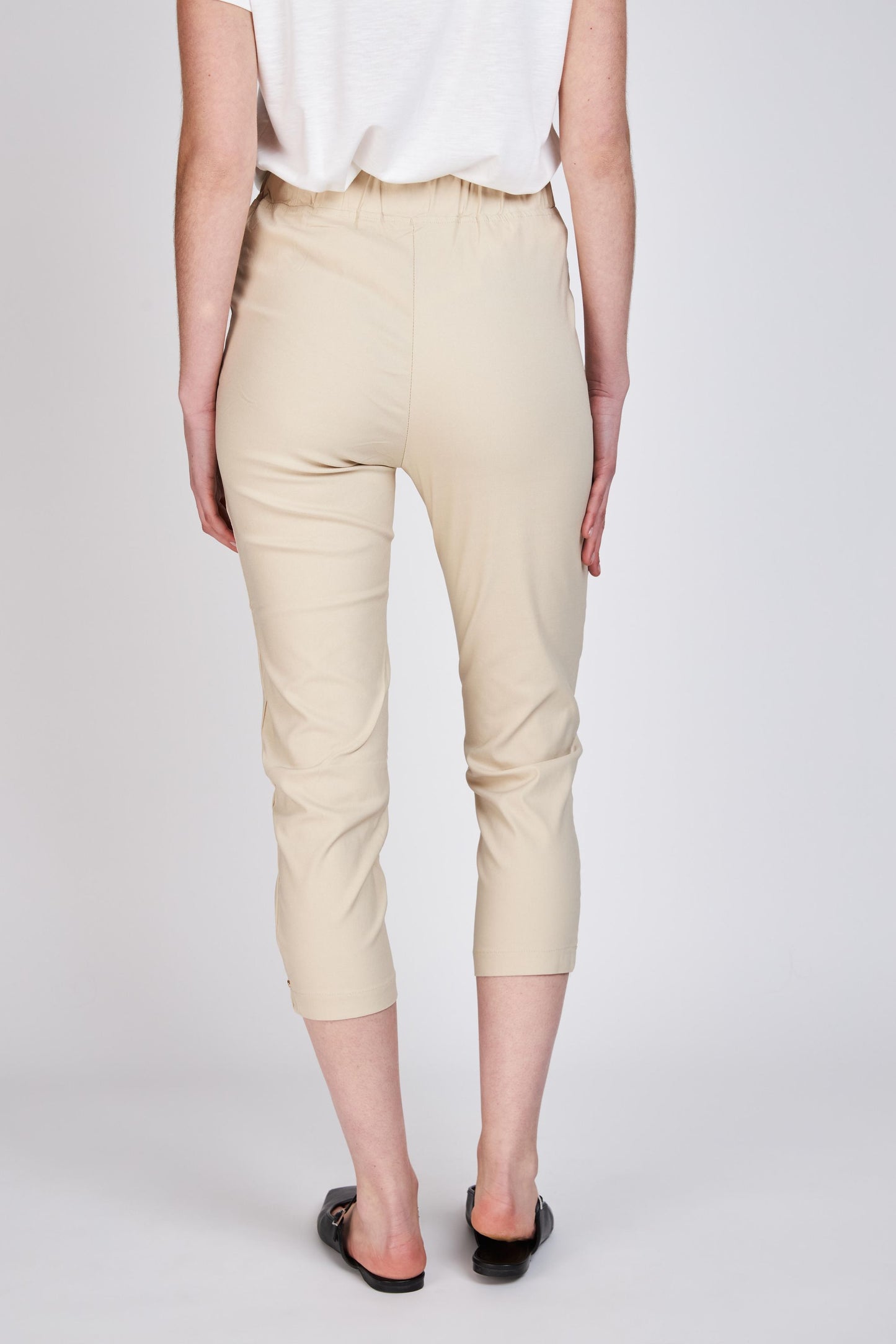 Pantalón Capri Diana Beige Woman by Eclipse