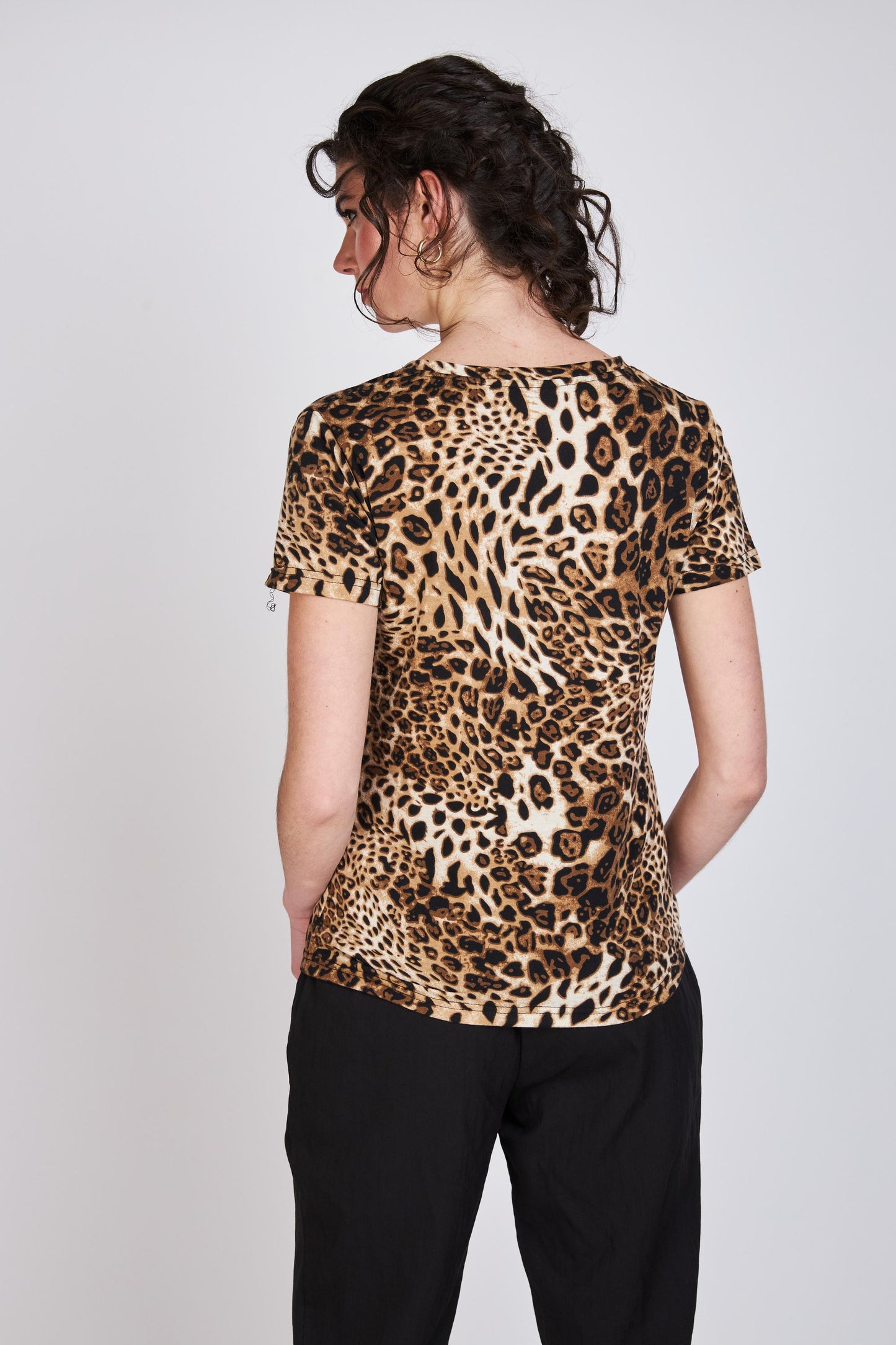 Polera Animal Julieta Café Woman by Eclipse